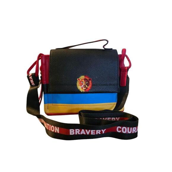 Danielle Nicole Gryffindor Bag Red Lion Embroidery Adjustable Strap - Picture 1 of 10